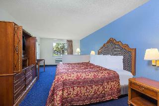 Days Inn San Antonio Windcrest