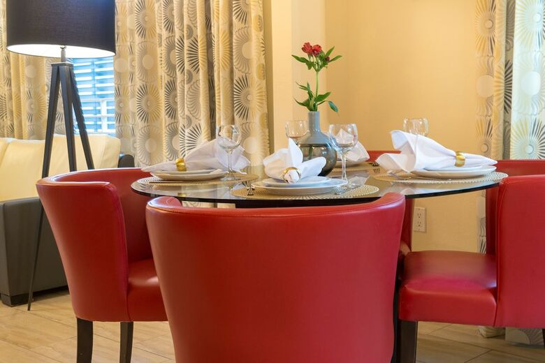 Tradewinds Apartment Hotel
