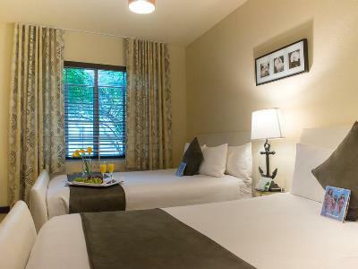 Tradewinds Apartment Hotel