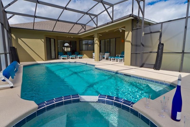 Hotel Legacy Park Estates