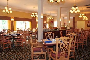 Hotel Crowne Plaza Williamsburg At Fort Magruder