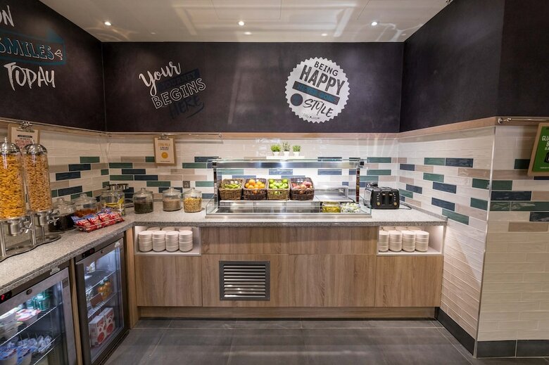 Hotel Hampton By Hilton Bournemouth