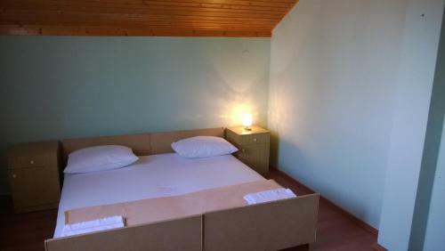 Hostal Rooms & Apartments Blue Beach