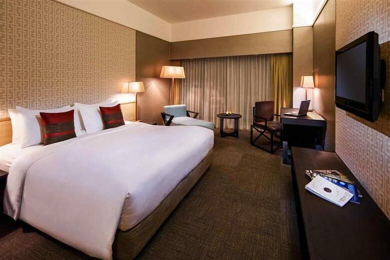 Hotel Grand Mercure Roxy