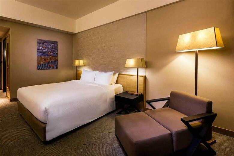 Hotel Grand Mercure Roxy