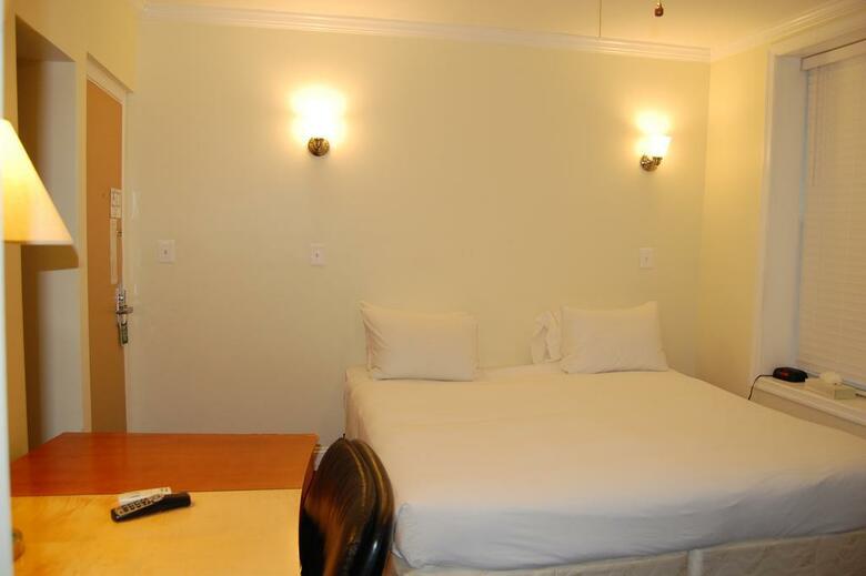 District Hotel
