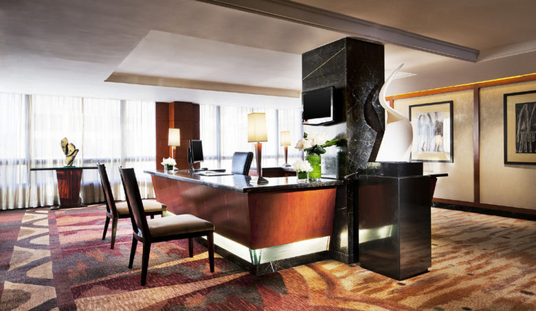 Sheraton Hong Kong Hotel & Towers