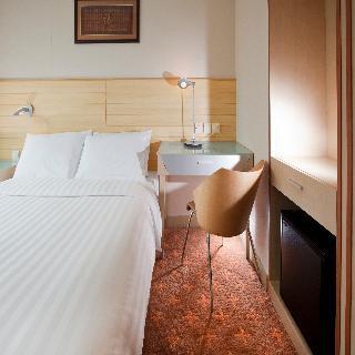 Hotel Silka Far East