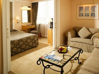 Hotel B P International