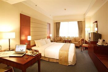 Hotel B P International