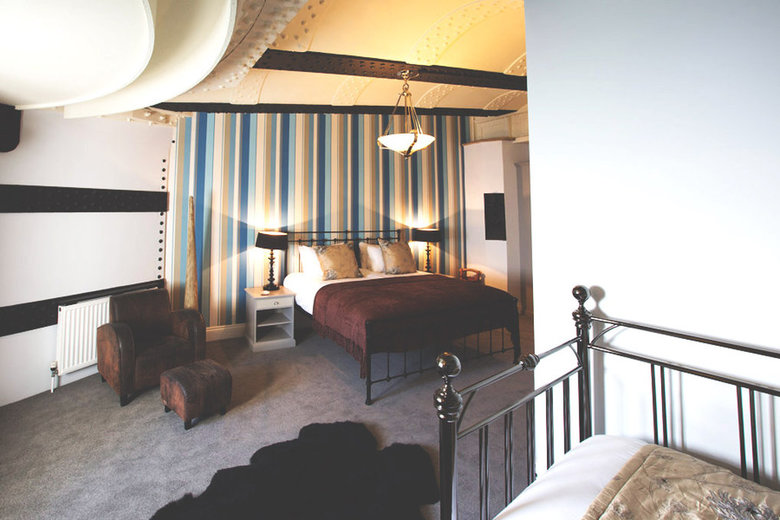 Hotel No Man's Fort