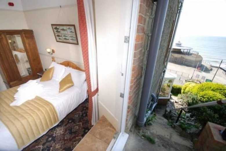 Bed & Breakfast Harbour View Hotel