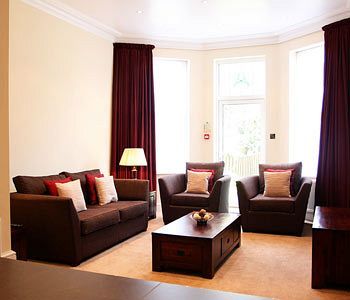 Glenlyn Hotel