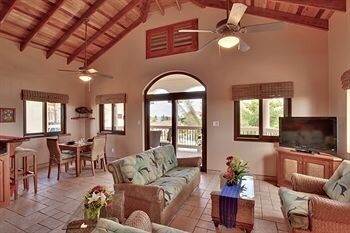 Hotel Coco Beach Resort