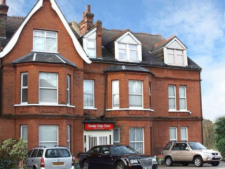 Bed & Breakfast Chumleigh Lodge Hotel