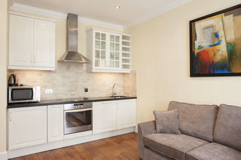 Piccadilly Circus Apartments