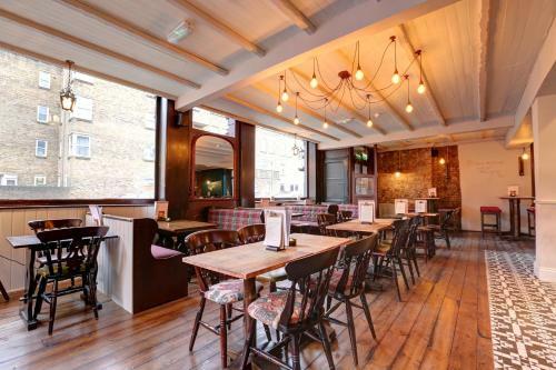 Publove @ Exmouth Arms Euston - Hostel