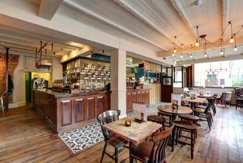 Publove @ Exmouth Arms Euston - Hostel