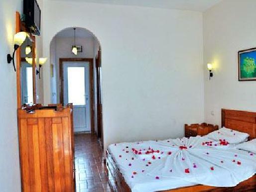 Nagi Beach Hotel