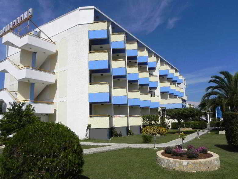 Albatros Hotel
