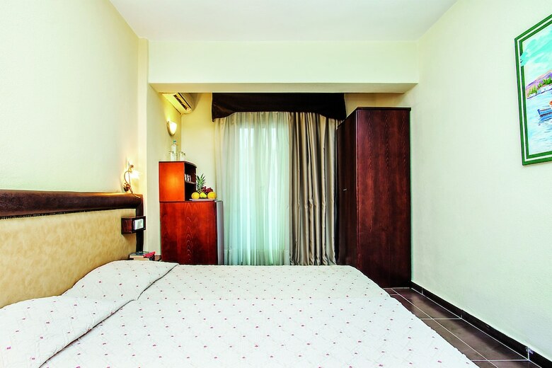 Hotel Elinotel Polis