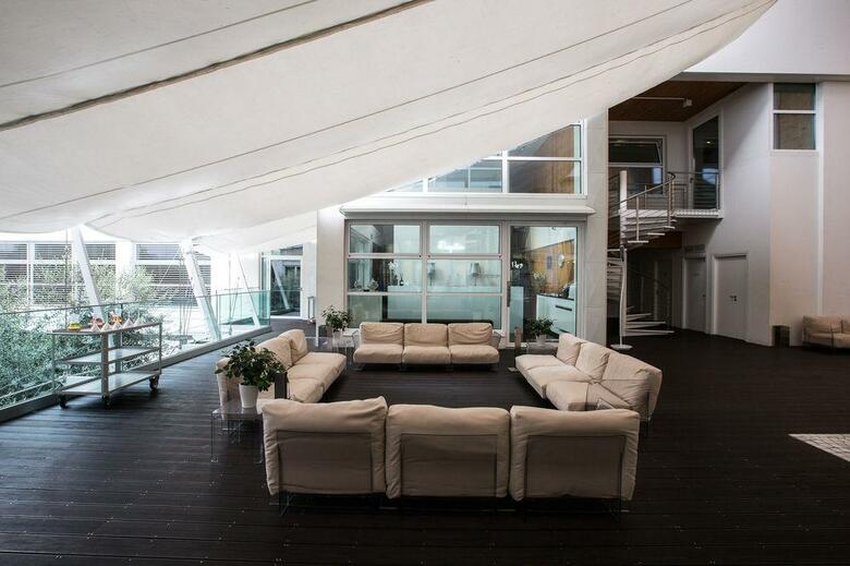 Hotel Magna Pars Suites