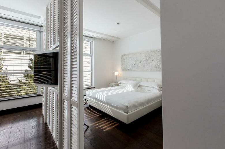 Hotel Magna Pars Suites