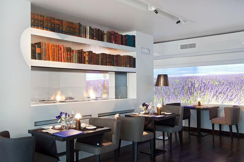 Hotel Magna Pars Suites