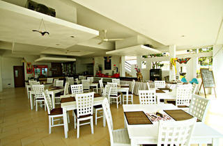 Hotel Legong Keraton Beach