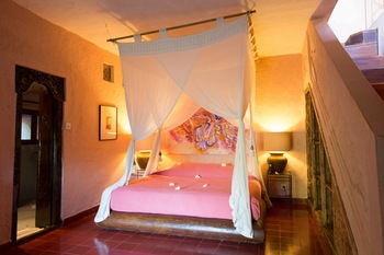 Hotel La Taverna