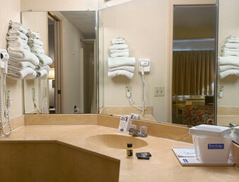 Hotel Travelodge Suites East Gate Orange