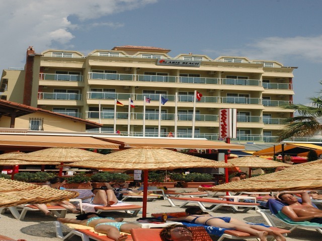 Maris Beach Hotel