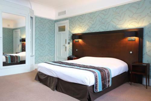 Le Grand Hotel De Tours