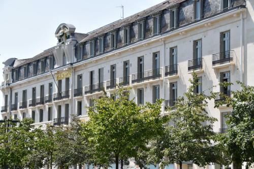 Le Grand Hotel De Tours