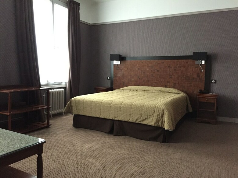 Le Grand Hotel De Tours