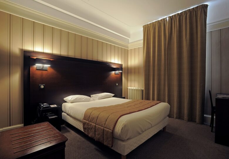 Le Grand Hotel De Tours