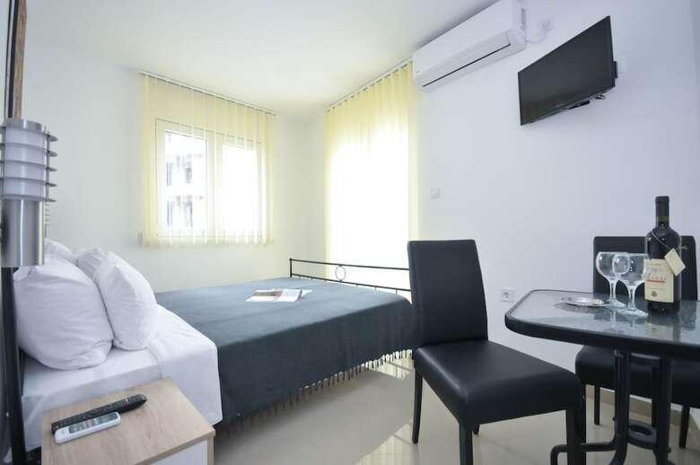 Hotel Oaza