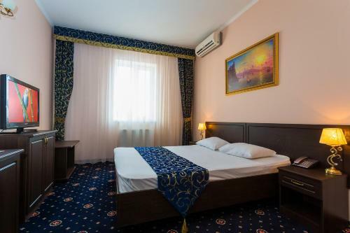 Maximus Hotel