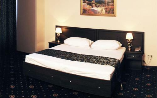 Maximus Hotel