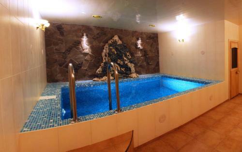 Maximus Hotel