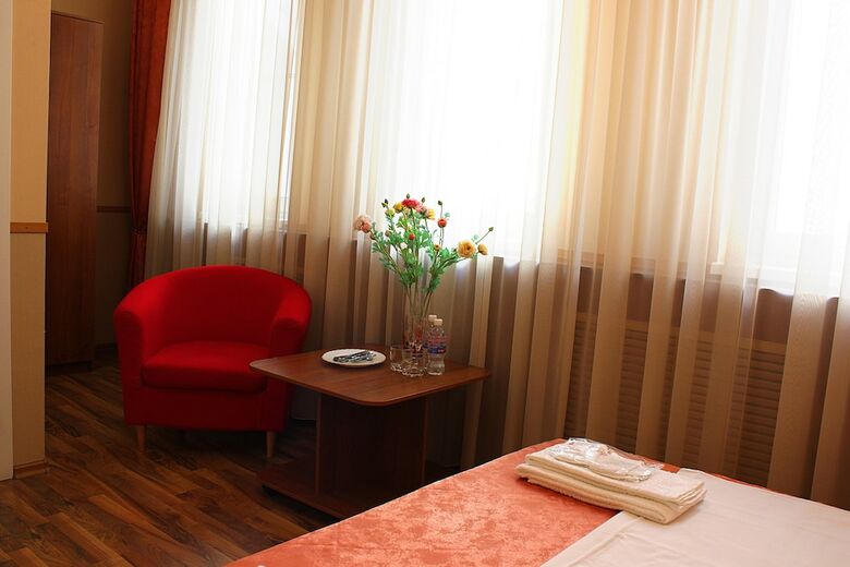 Express Hotel
