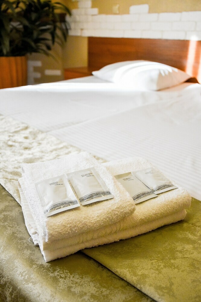 Express Hotel