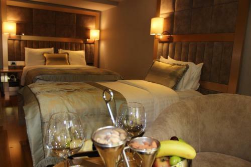 Lale Hotel