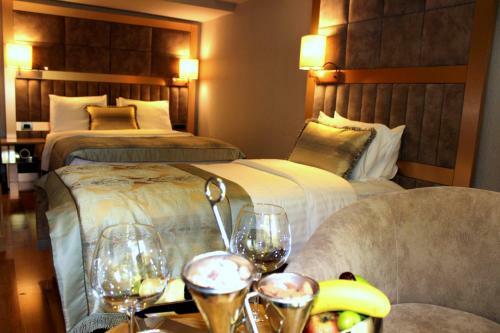 Lale Hotel