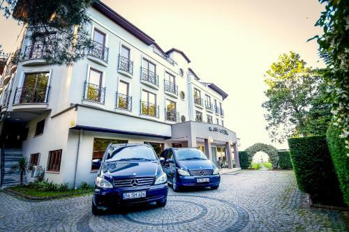 Lale Hotel