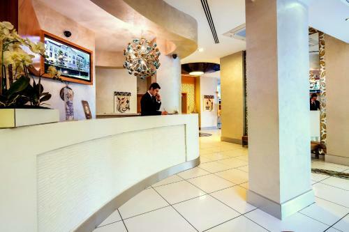 Lale Hotel