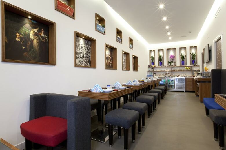 Apartamentos Tasso Suites