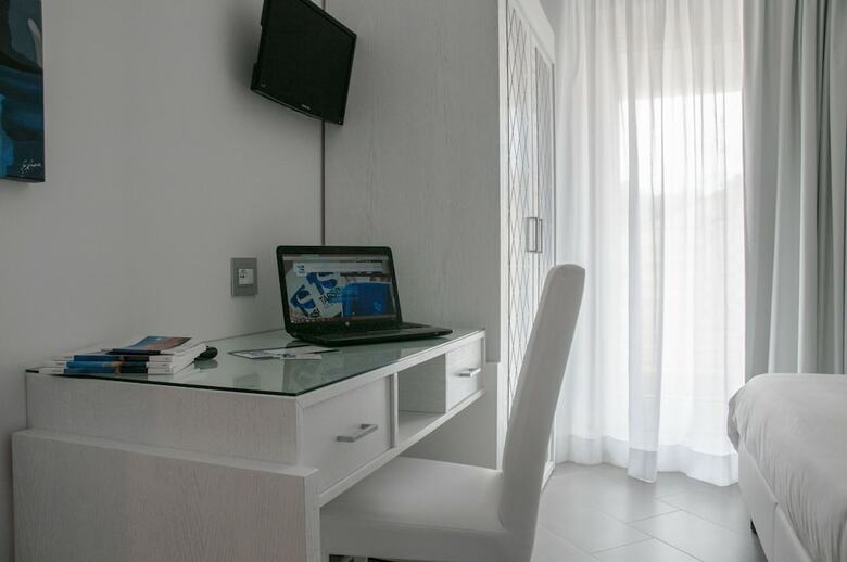 Apartamentos Tasso Suites