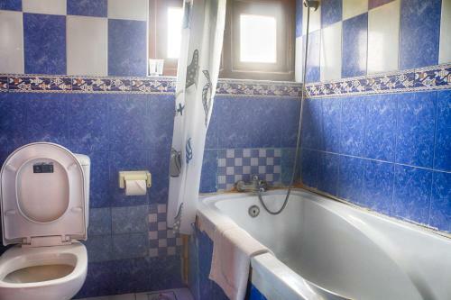 Chavda Hotel