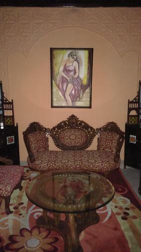 Chavda Hotel